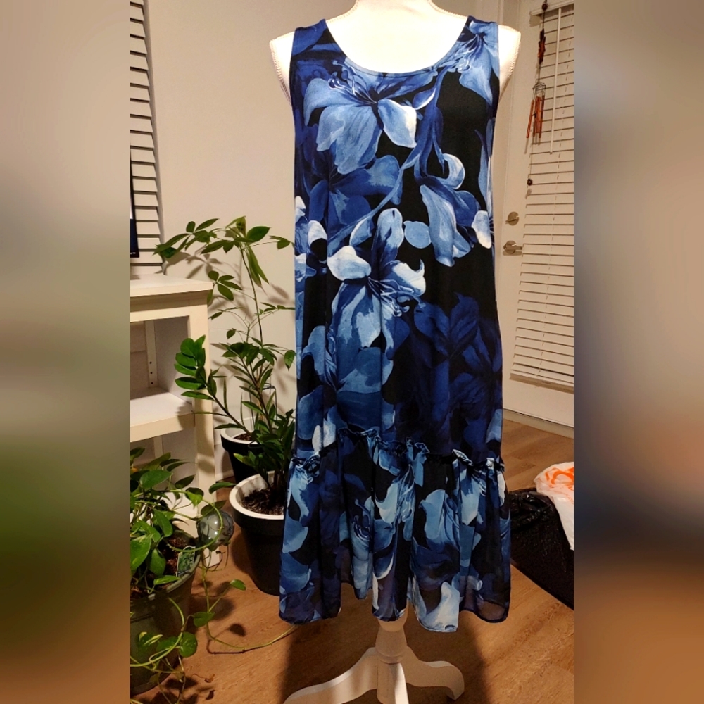 Blue floral Tank Top drop waist dress Lightweight Resort Vacation Career Piece